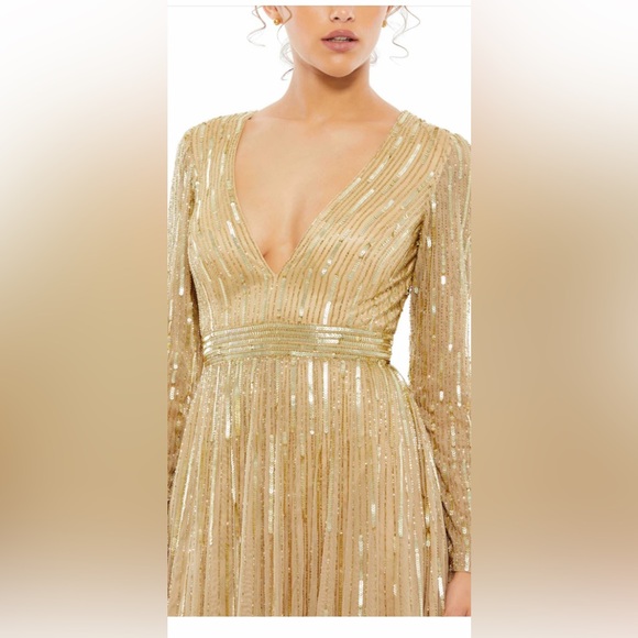 Mac Duggal Long Sleeve V-Neck Gold Gown - Picture 3 of 16